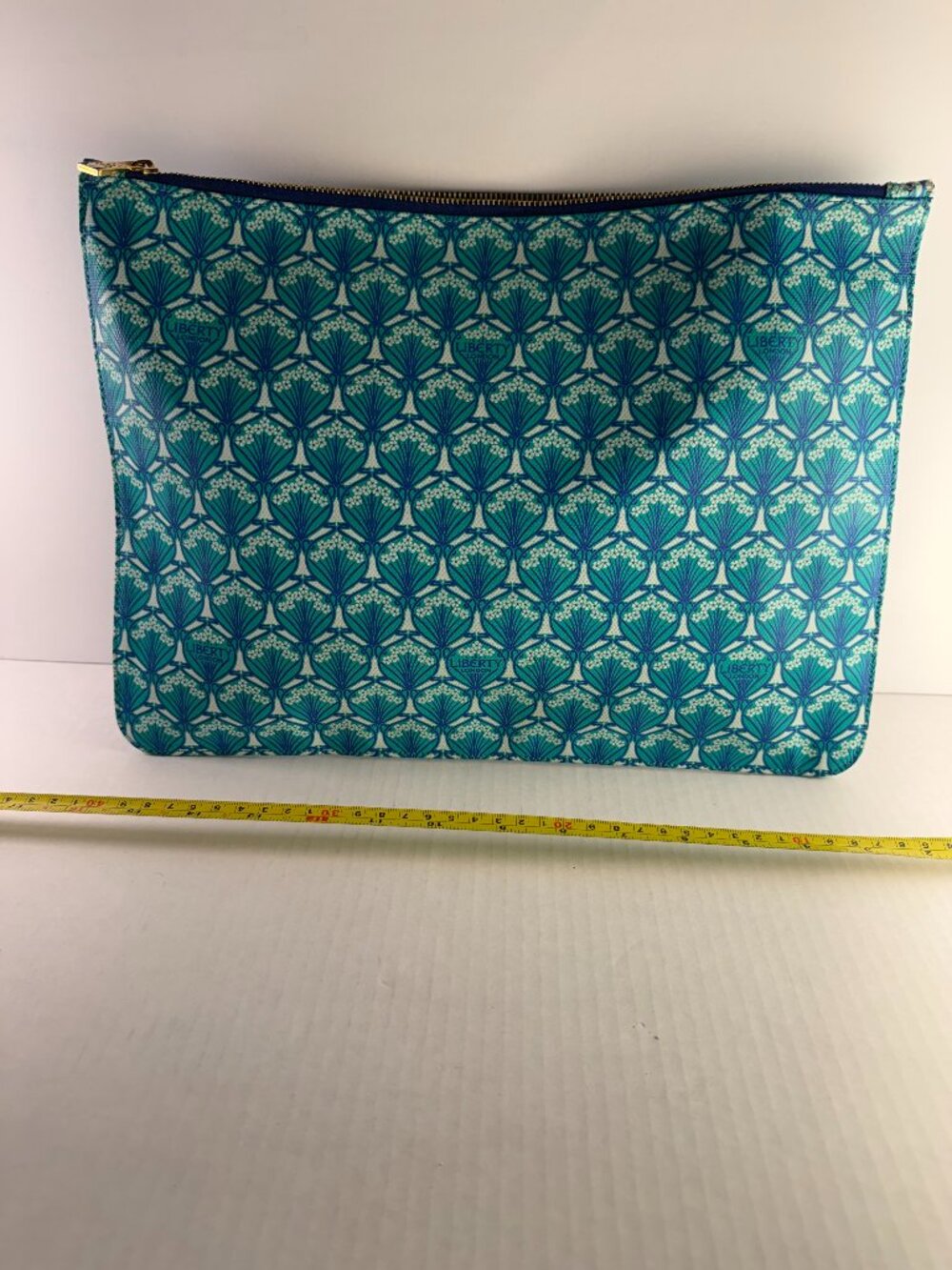 LIBERTY OF LONDON CLUTCH BAG